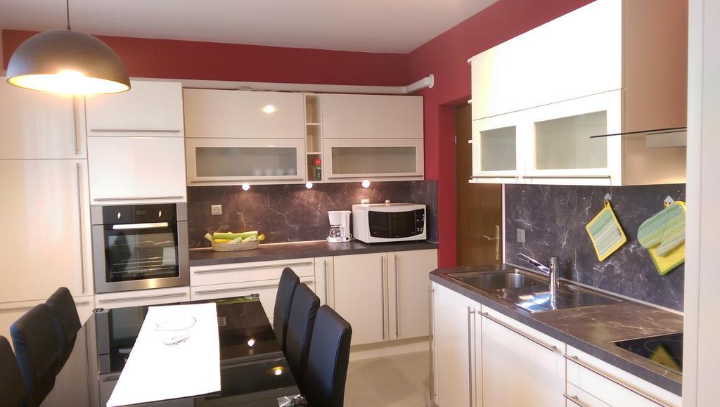 Apartma Renata Portoroz Bagian luar foto