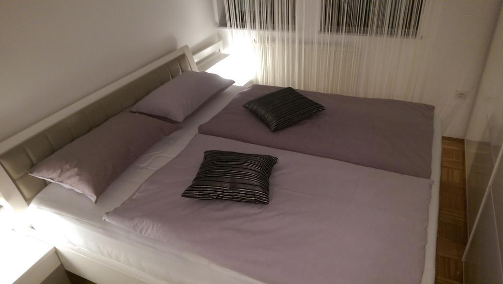 Apartma Renata Portoroz Bagian luar foto